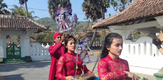 Gerah Larung Sengkuni ke Laut Selatan