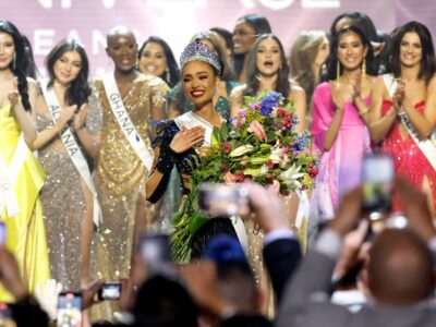 Miss USA R'Bonney Gabriel Dinobatkan Sebagai Miss Universe