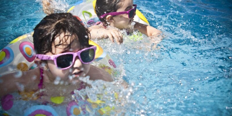 berenang makan 