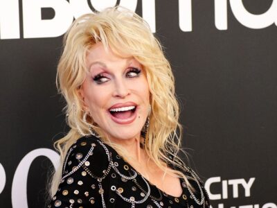 Dolly Parton Tidak Akan Pensiun