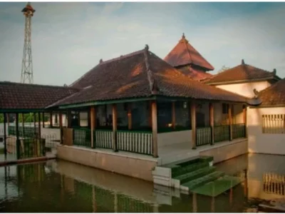 Masjid Pathok Negara