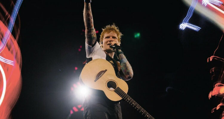 Penampilan Ed Sheeran di Konser Solonya